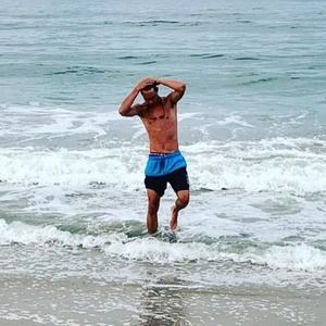 Meet your Posher, Bruce